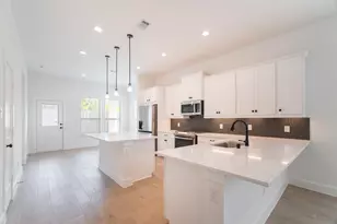 10566 Wild Chives, Conroe, TX 77385 - Photo 11