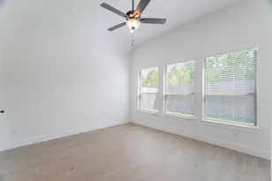 10566 Wild Chives, Conroe, TX 77385 - Photo 19
