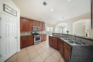 5015 Bridgecrossing Ct, Spring, TX 77379 - Photo 9