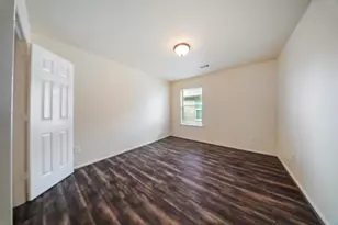 5015 Bridgecrossing Ct, Spring, TX 77379 - Photo 5