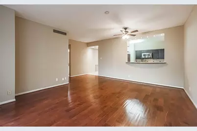 15 Greenway Plaza #5C, Houston, TX 77046 - Photo 3