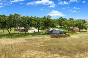 215 Lakeview Ln, El Campo, TX 77437 - Photo 43
