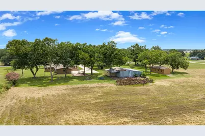215 Lakeview Lane, El Campo, TX 77437 - Photo 41