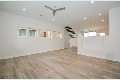 1905 Oakdale Street, Houston, TX 77004 - Photo 11