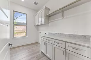 205 Blue Hill Dr, Montgomery, TX 77356 - Photo 23