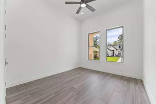 205 Blue Hill Dr, Montgomery, TX 77356 - Photo 25