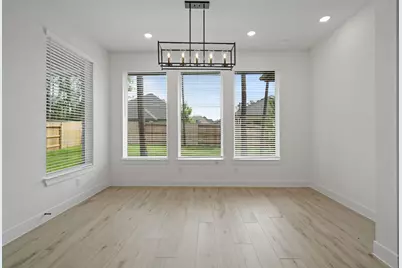 15723 Hoptree Heights Lane, Conroe, TX 77302 - Photo 11