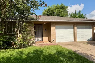 12818 Segrest Dr, Houston, TX 77047 - Photo 1