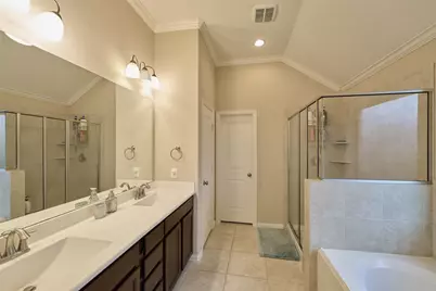 655 Oak Circle Drive E, Conroe, TX 77301 - Photo 31