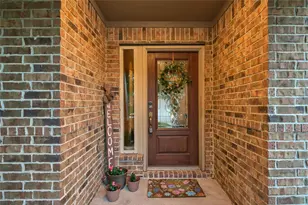 655 Oak Cir Dr E, Conroe, TX 77301 - Photo 7