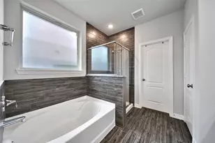 331 Silver Carp Trl, Conroe, TX 77318 - Photo 23