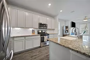 331 Silver Carp Trl, Conroe, TX 77318 - Photo 9