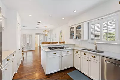 6131 Olympia Drive, Houston, TX 77057 - Photo 9