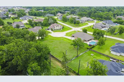 32823 Whistler Court, Fulshear, TX 77441 - Photo 11