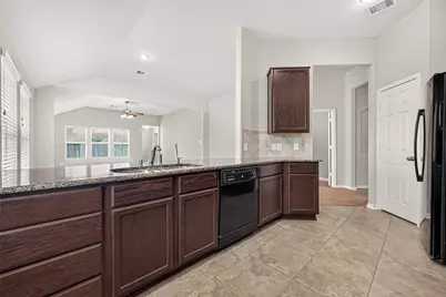 2703 Fawn Mountain Drive, Fresno, TX 77545 - Photo 3
