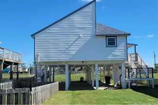 114 Sand Dune Ct, Surfside Beach, TX 77541 - Photo 5