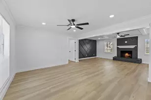 1407 Hamlin Valley Dr, Houston, TX 77090 - Photo 7