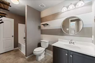 3103 Lockeridge Village Dr, Spring, TX 77386 - Photo 31