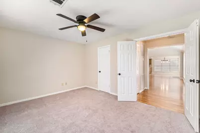 15214 Park Estates Lane, Houston, TX 77062 - Photo 11