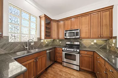 1902 Greenwich Place Drive, Houston, TX 77019 - Photo 17