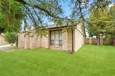 2302 Shady Brook Drive, Houston, TX 77084 - Photo 5