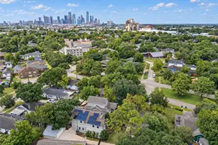 4534 Woodside St, Houston, TX 77023 - Photo 37