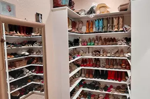 309 Hickman Ln, Angleton, TX 77515 - Photo 9