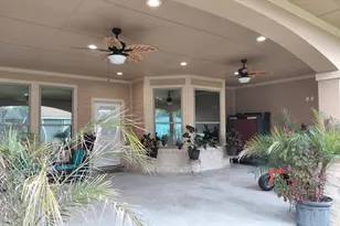 309 Hickman Ln, Angleton, TX 77515 - Photo 25