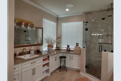 309 Hickman Lane, Angleton, TX 77515 - Photo 11