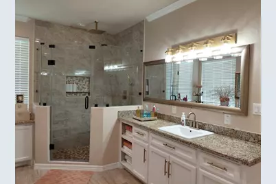 309 Hickman Lane, Angleton, TX 77515 - Photo 13