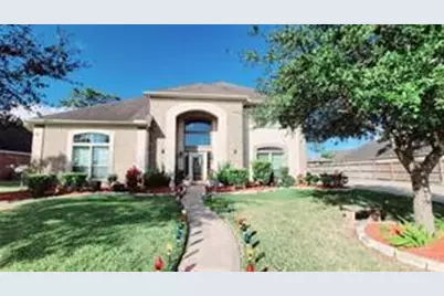 422 Old Orchard Dr Drive, Dickinson, TX 77539 - Photo 1