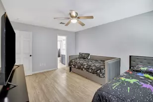 1721 & 1723 Hazelwood St, Conroe, TX 77301 - Photo 25