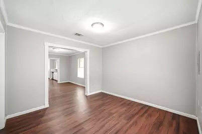 319 W 1st Street, Crosby, TX 77532 - Photo 5