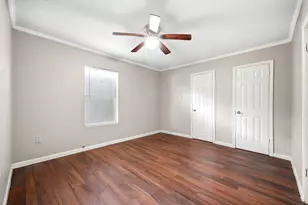 319 W 1st St, Crosby, TX 77532 - Photo 19