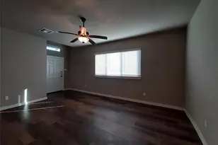 9741 Grosbeak Ln, Magnolia, TX 77354 - Photo 5