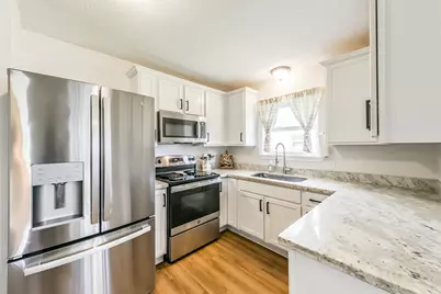 323 Coventry Lane, Alvin, TX 77511 - Photo 11