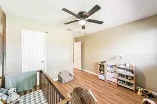 323 Coventry Ln, Alvin, TX 77511 - Photo 31