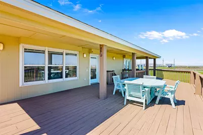 972 Rancho Carribe, Port Bolivar, TX 77650 - Photo 9