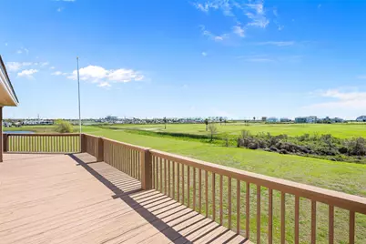 972 Rancho Carribe, Port Bolivar, TX 77650 - Photo 13