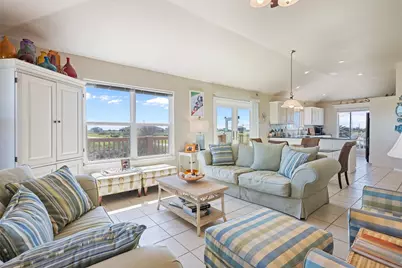 972 Rancho Carribe, Port Bolivar, TX 77650 - Photo 15