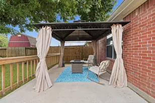 2977 Community Dr, Alvin, TX 77511 - Photo 29