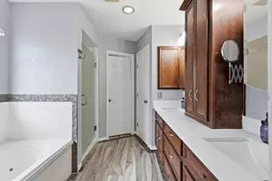 2977 Community Dr, Alvin, TX 77511 - Photo 15
