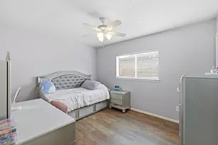2977 Community Dr, Alvin, TX 77511 - Photo 31