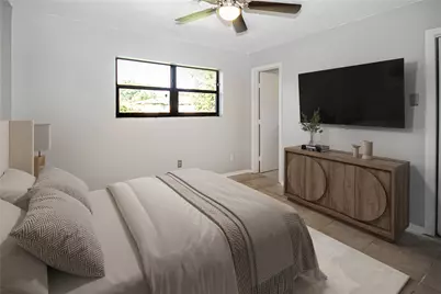 10902 Mosscrest Drive, Houston, TX 77048 - Photo 13