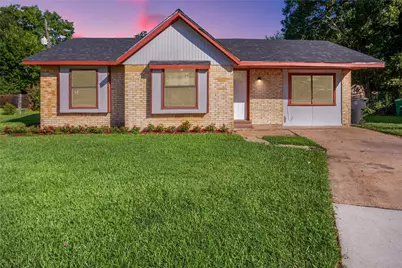 10902 Mosscrest Drive, Houston, TX 77048 - Photo 1