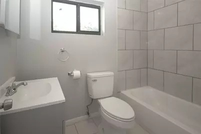 10902 Mosscrest Drive, Houston, TX 77048 - Photo 15