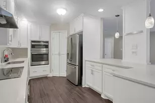 125 Capetown, Conroe, TX 77356 - Photo 9