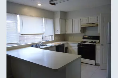 3243 Battle Ridge Lane, Sugar Land, TX 77479 - Photo 9