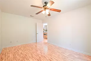 1 Lovers Ln, Dickinson, TX 77539 - Photo 17