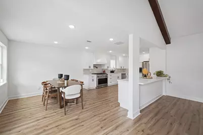 10031 Inwood Drive, Houston, TX 77042 - Photo 11